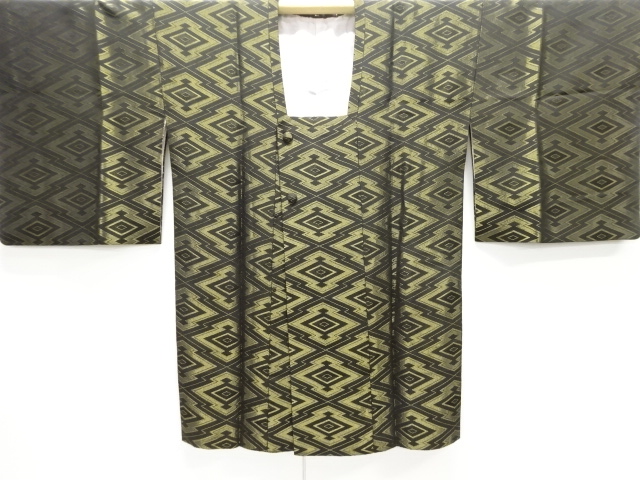 松皮菱模様織出し道行コート